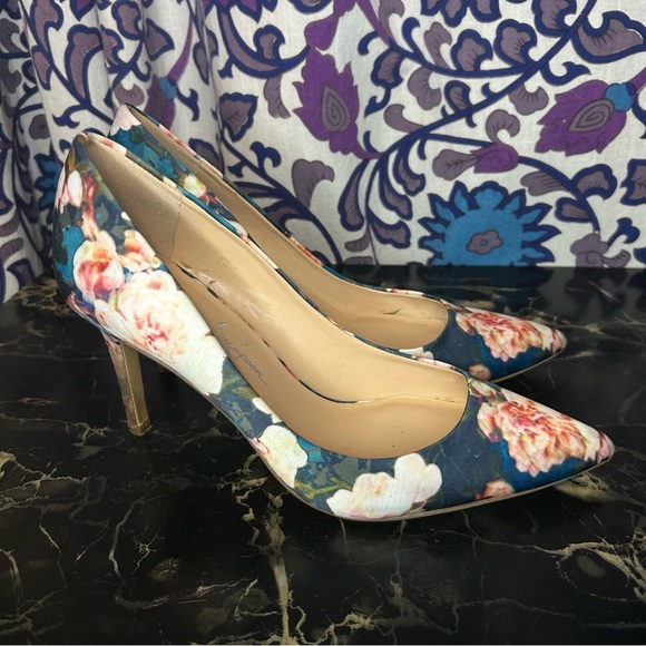 Jessica Simpson floral Dusk heels - Picture 2 of 8